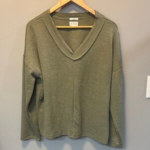 Boutique blu pepper Sage V-Neck Sweater